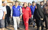 نماینده وزیر نفت آخرین وضعیت کمک رسانی به مردم اهواز و کارون را بررسی کرد