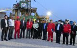 فرماندار اهواز و فرماندهان انتظامی خوزستان از دستگاه حفاری ۵۶ فتح  بازدید کردند